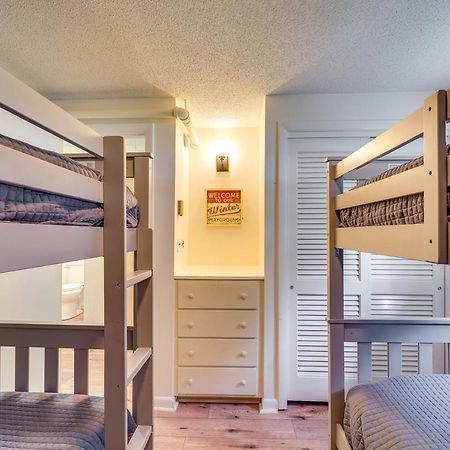 Ski-Inandski-Out Peru Condo With Fire Pit And Grill! Екстер'єр фото